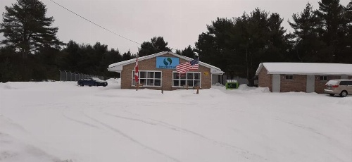 Super Nights Inn image 8